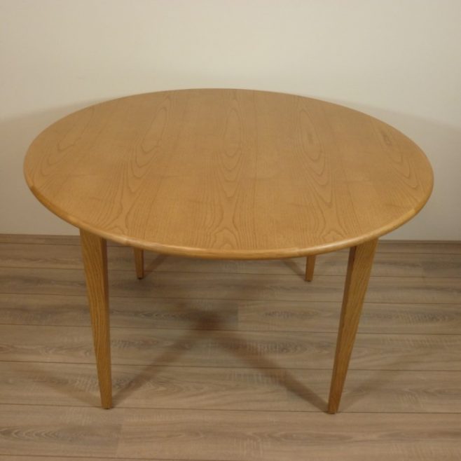 207 Manou Eetkamertafel Rotan Eiken Meubelen 1