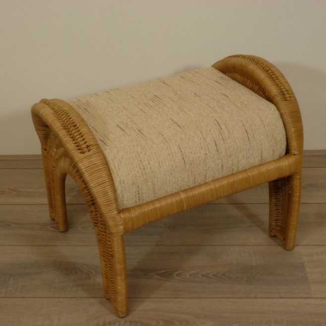 AZ Relax Voetenbankje Honing Ebo Rotan
