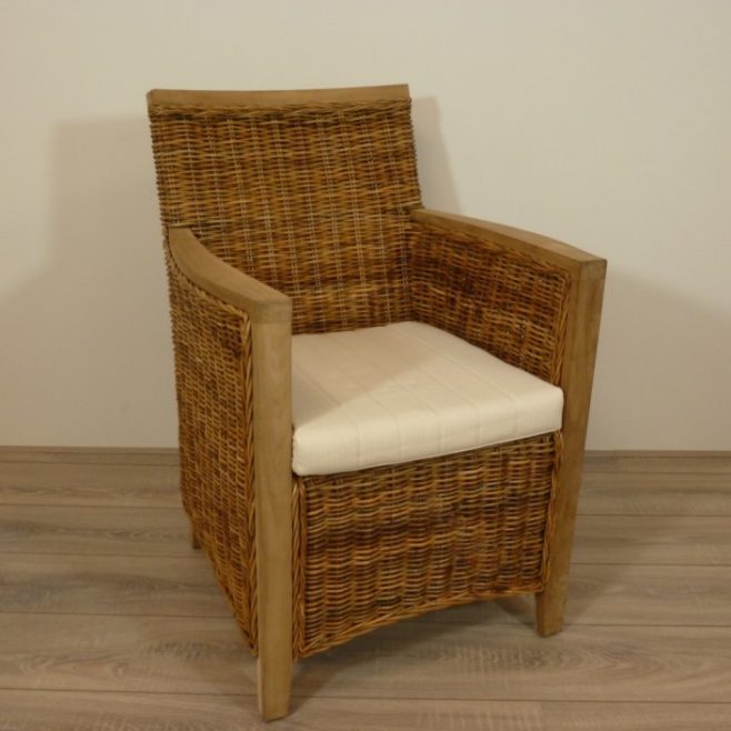 Boston Pullut Teak Ecru Rotan Stoelen