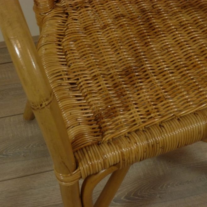Celebes Armstoel Rotan Rieten Stoelen Pullut