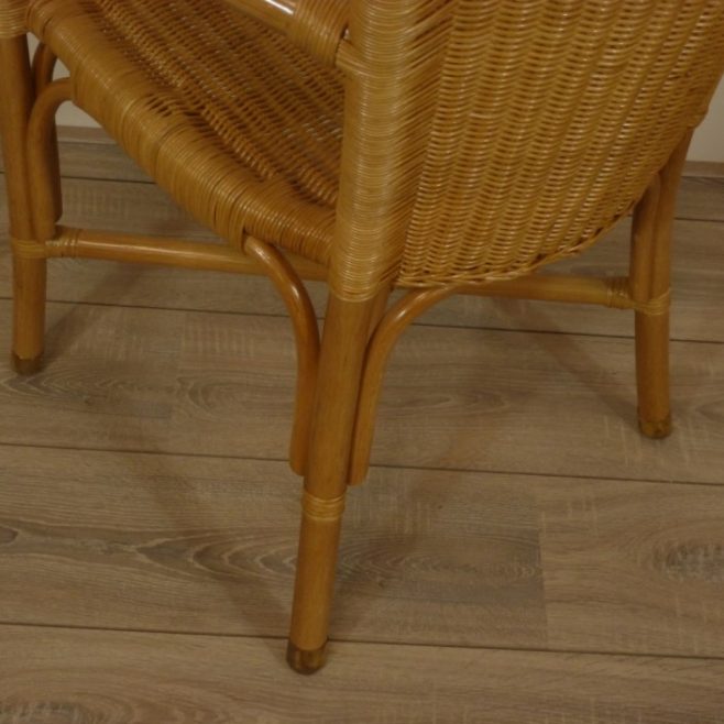 Celebes Rotan meubelen meubels rieten stoelen rotan eetkamerstoelen eetstoelen rotanspeciaalzaak rotanspecialist rotan eethoek eetkamerstel