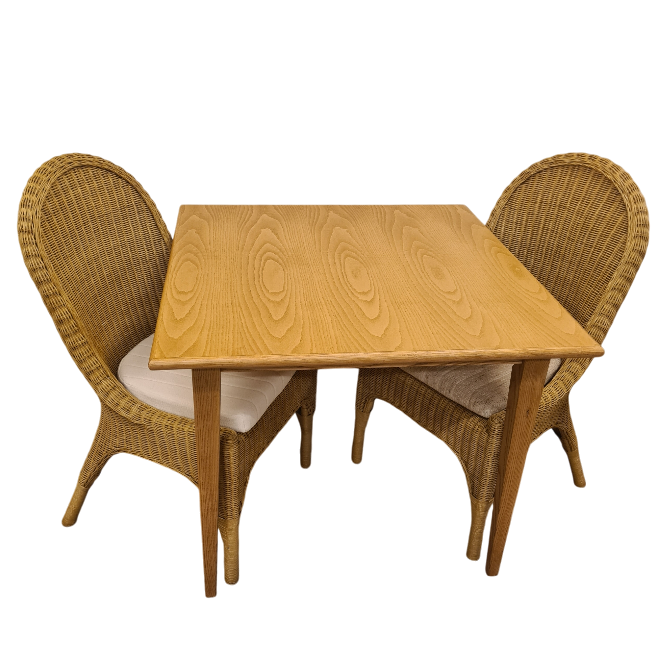 Tafel + 2 Penelope Stoelen met Kussens Aanbieding Honingkleur Rotan Eethoek