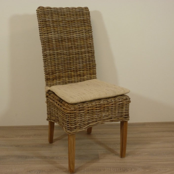 Fredy Kubu Grey Rotan Eetkamerstoelen Rieten Eetkamerstoelen Rotan Eetkamerstoelen Rieten Stoelen Rotan meubelen meubels rieten stoelen rotan eetkamerstoelen eetstoelen rotanspeciaalzaak rotanspecialist rotan eethoek eetkamerstel