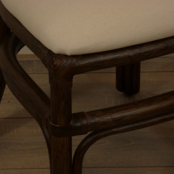 Manou 301 Rotan meubelen meubels rieten stoelen rotan eetkamerstoelen eetstoelen rotanspeciaalzaak rotanspecialist rotan eethoek eetkamerstel