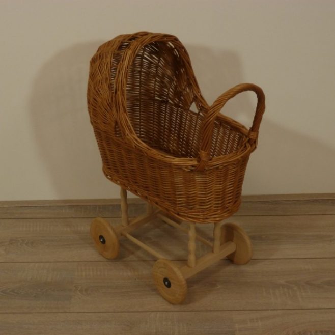Rieten Poppenwagen