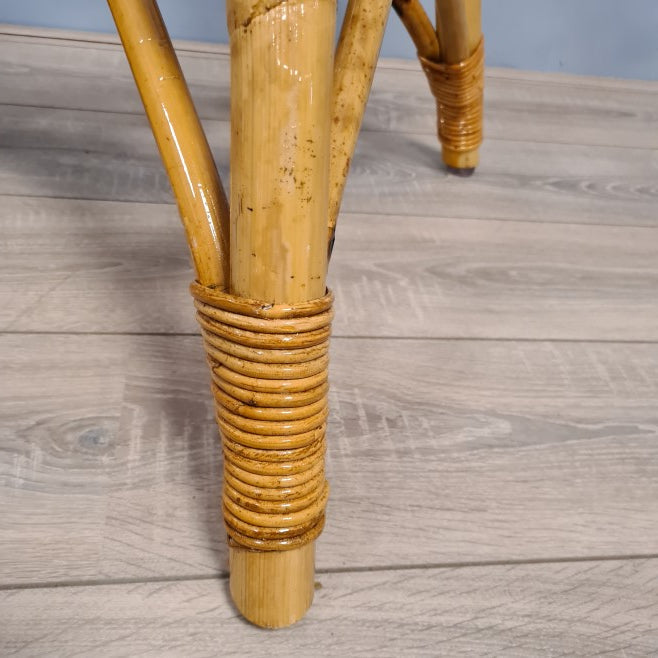 Tafel Rond Rotan Driepoot Old Pine Werzalit Blad
